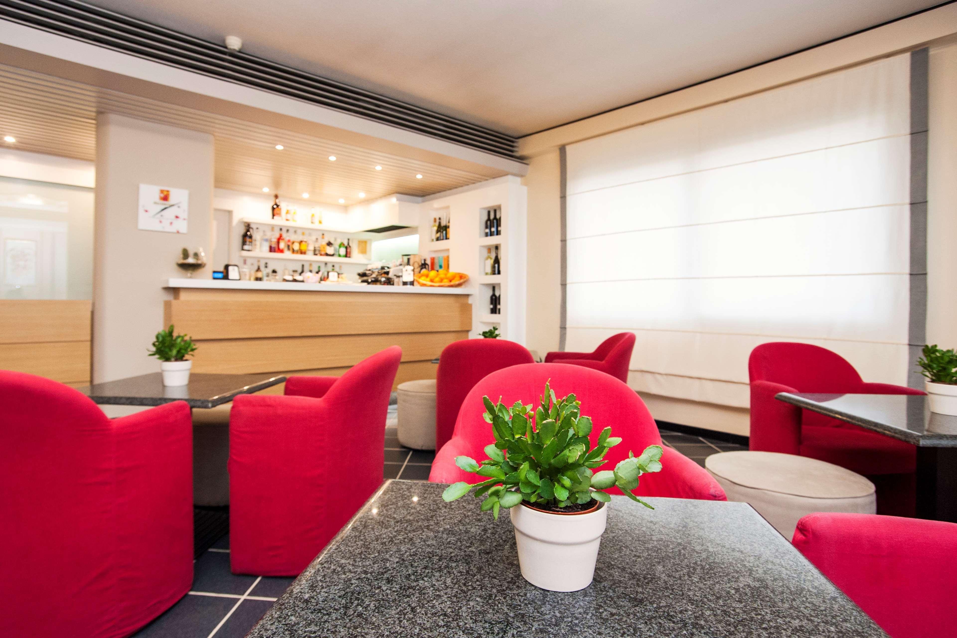Best Western Hotel Residence Italia Quartu SantʼElena Exterior foto