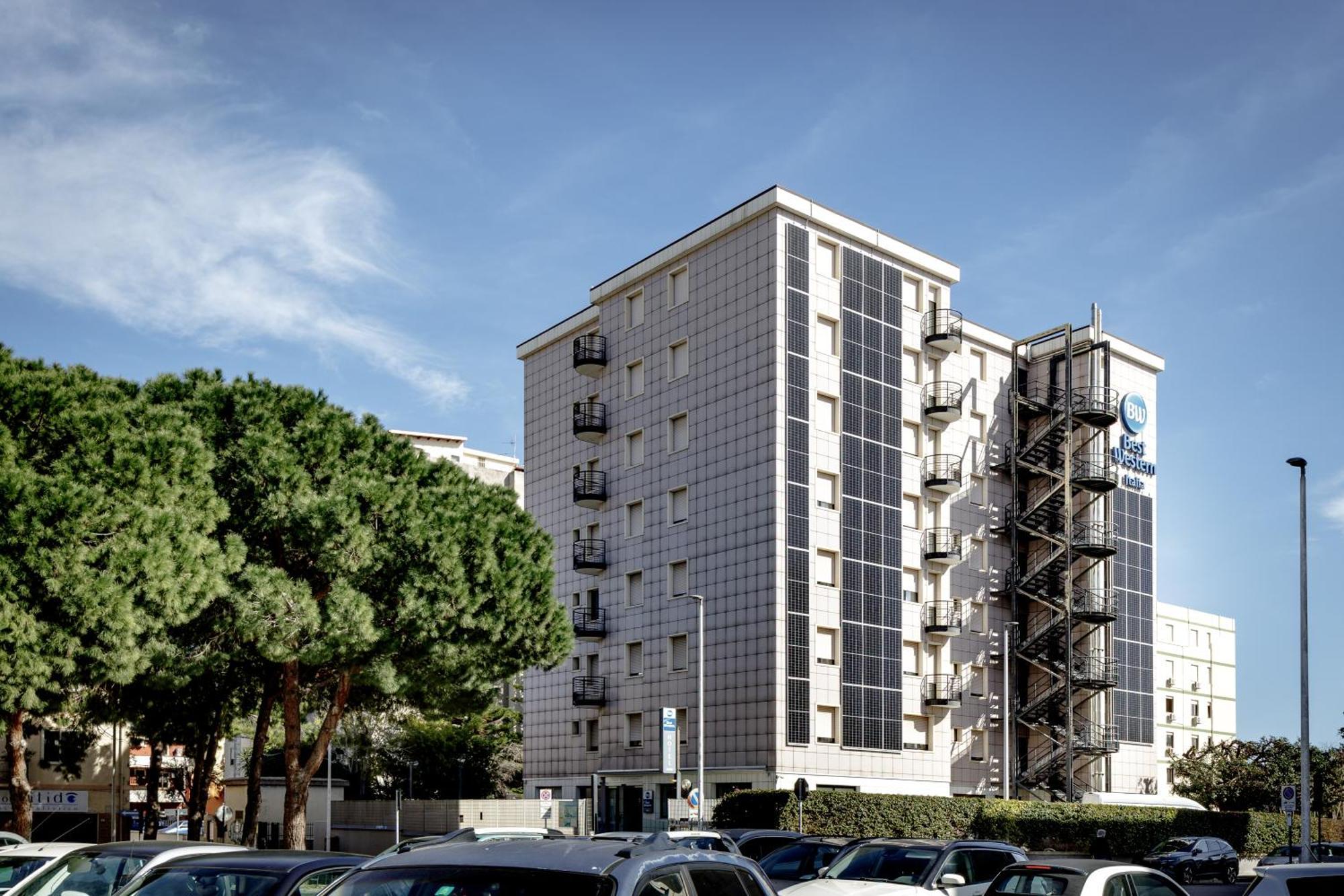 Best Western Hotel Residence Italia Quartu SantʼElena Exterior foto