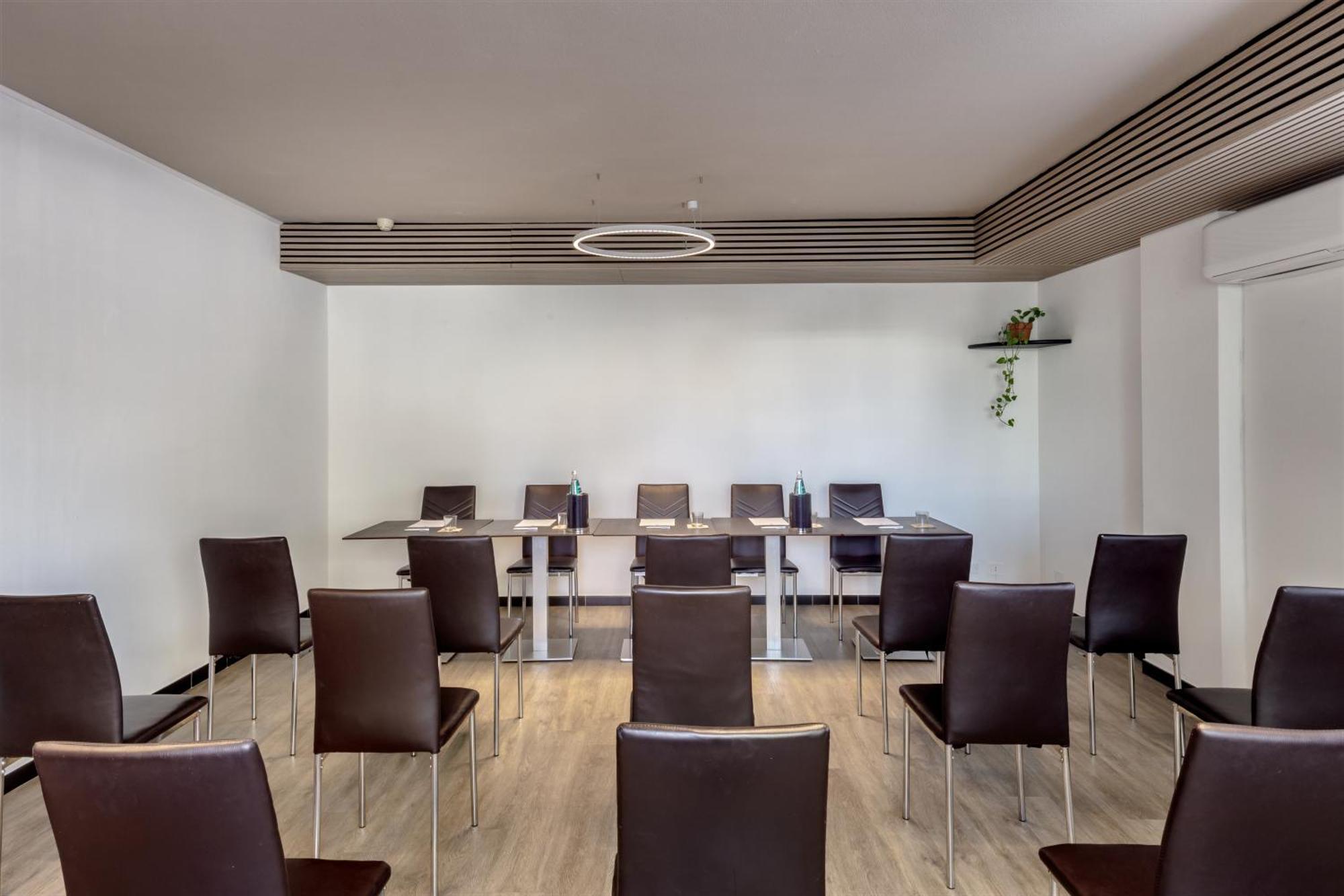 Best Western Hotel Residence Italia Quartu SantʼElena Exterior foto
