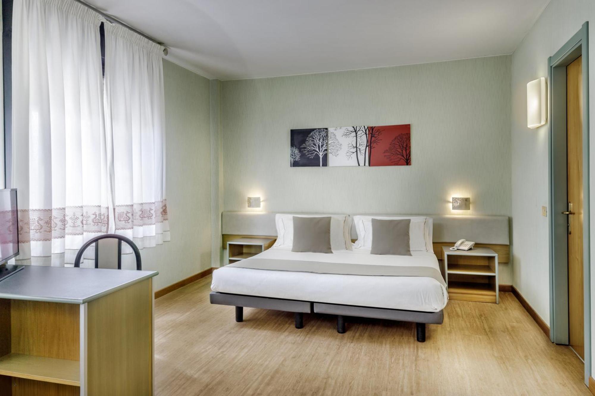 Best Western Hotel Residence Italia Quartu SantʼElena Exterior foto